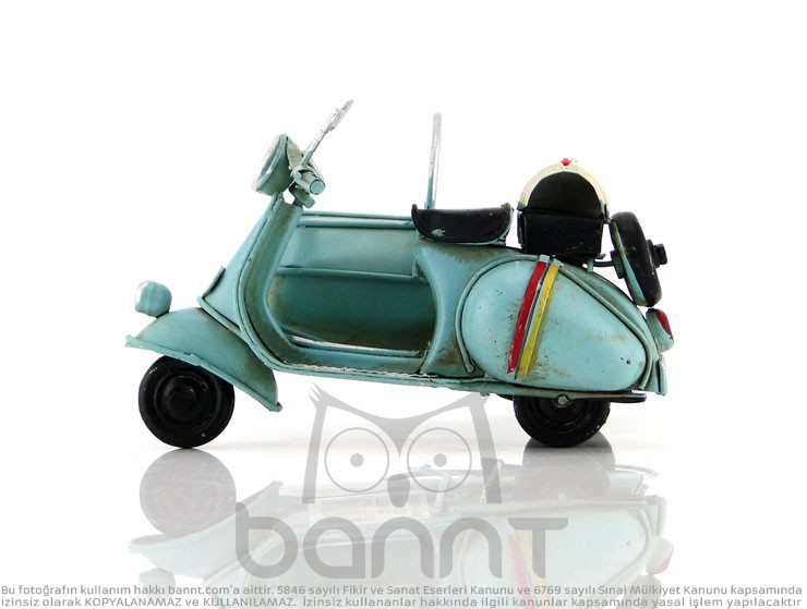 Vintage Vespa Motor III Vintage Vespa Motor III