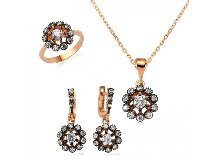 Gümüş Elmas Model Çiçek Bayan Set Gümüş Elmas Model Çiçek Bayan Set