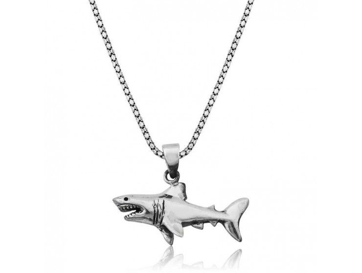 Gümüş Köpek Balığı Kolye