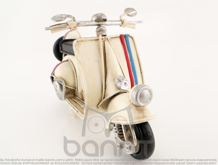 Vintage Vespa Motor VI Vintage Vespa Motor VI