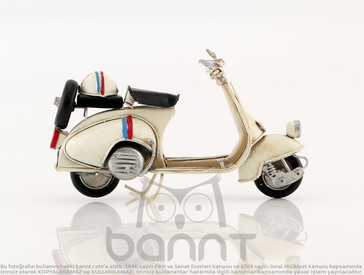 Vintage Vespa Motor VI Vintage Vespa Motor VI