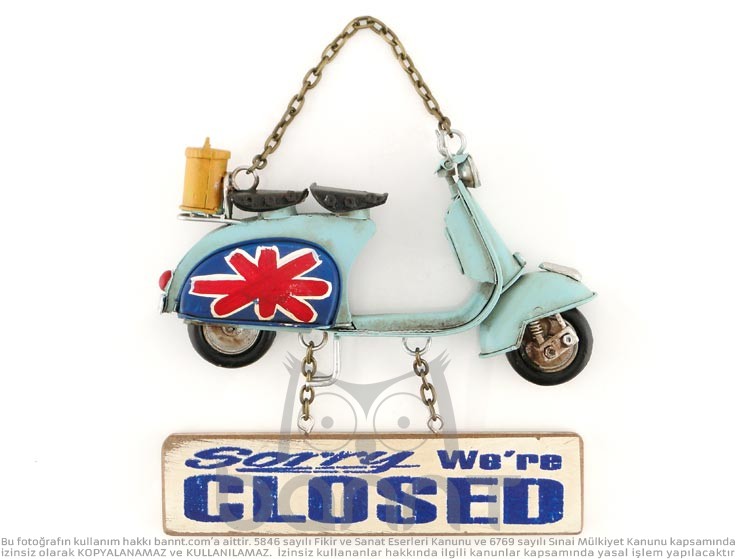 Vintage Vespa Metal Kapı Yazısı