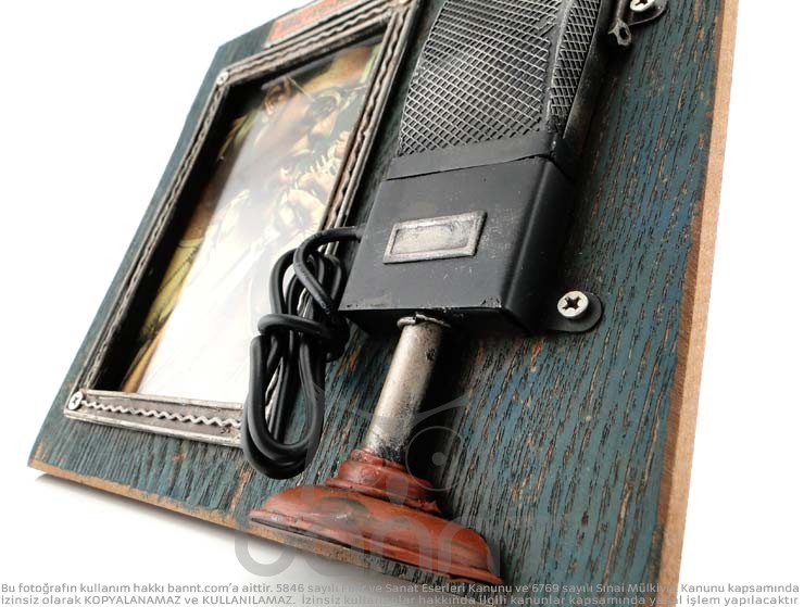 Vintage 3D Microphone Fotoğraf Çerçevesi