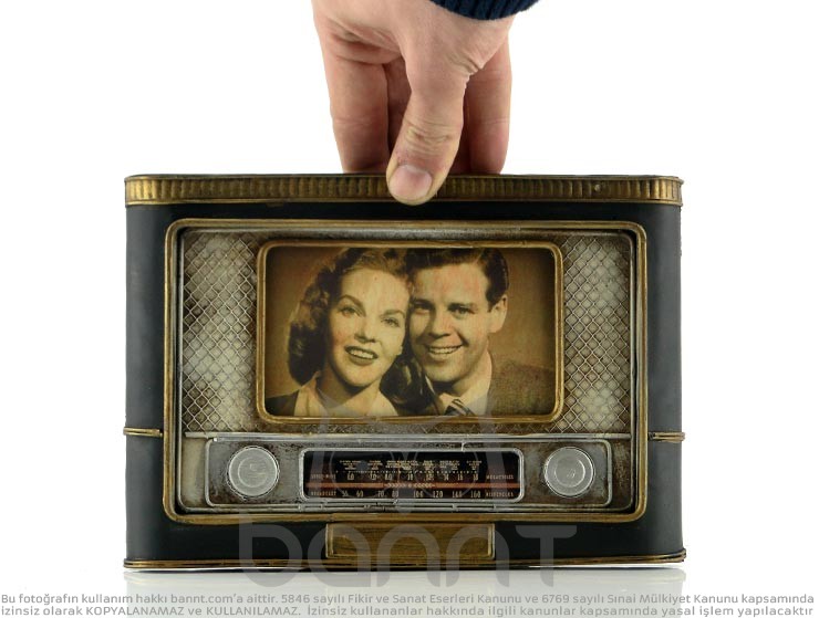 Vintage 3D Radio Fotoğraf Çerçevesi