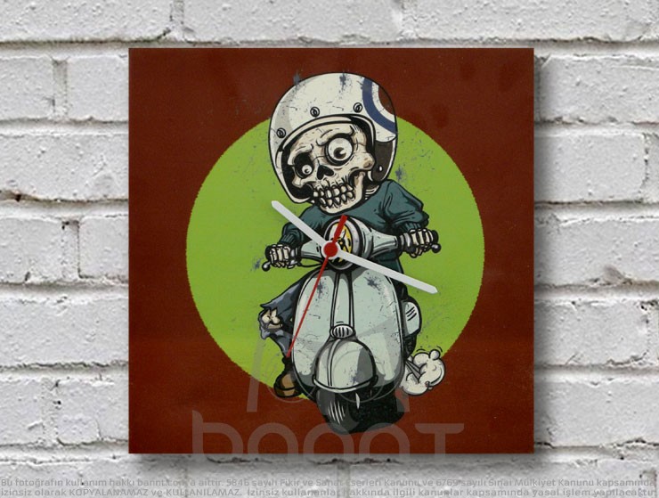 Vespa Forever Ahşap Duvar Saati Vespa Forever Ahşap Duvar Saati