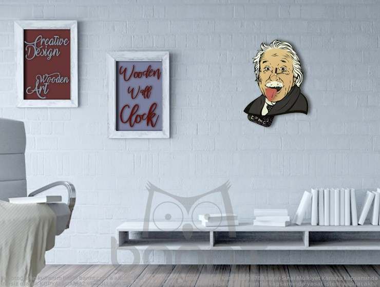 Einstein Sarkaçlı Duvar Saati