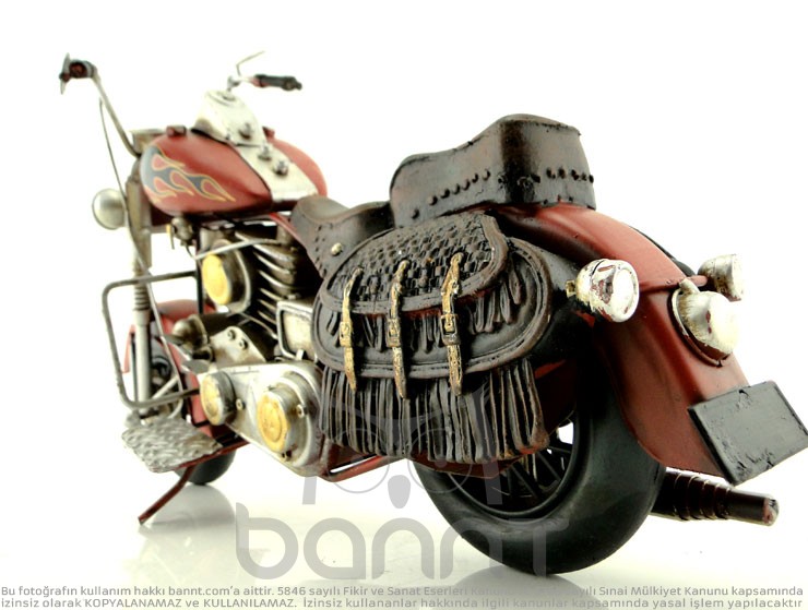 Custom Cruiser Motor Kırmızı (Büyük Boy) Custom Cruiser Motor Kırmızı (Büyük Boy)