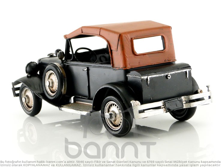 Klasik Metal Araba Siyah (Büyük Boy) Klasik Metal Araba Siyah (Büyük Boy)