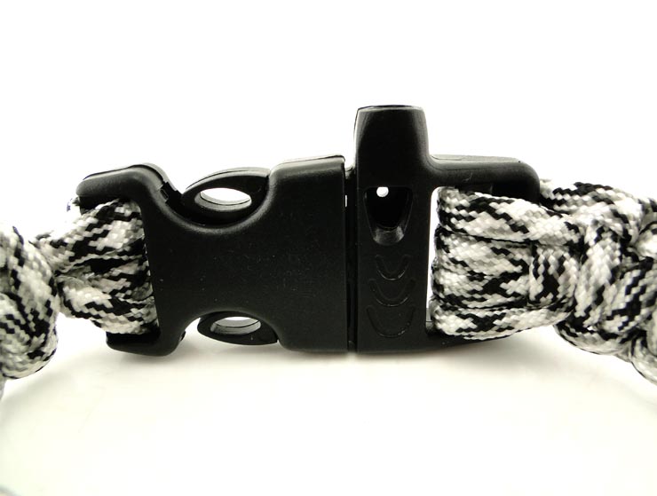 Düdüklü Paracord Bileklik (Beyaz) Düdüklü Paracord Bileklik (Beyaz)