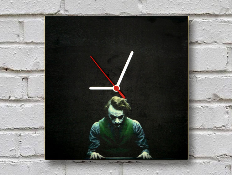 Joker Ahşap Duvar Saati