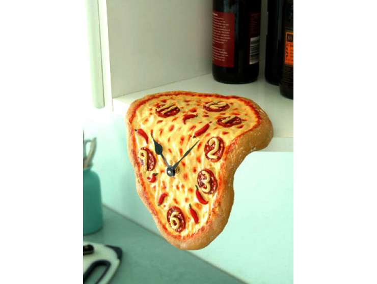 Eriyen Pizza Masa Saati Eriyen Pizza Masa Saati