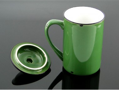 Enamel Boyalı Seramik Kupa Bardak (Yeşil) Enamel Boyalı Seramik Kupa Bardak (Yeşil)