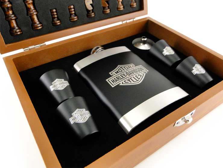 Harley Davidson Satrançlı Matara Seti Harley Davidson Satrançlı Matara Seti