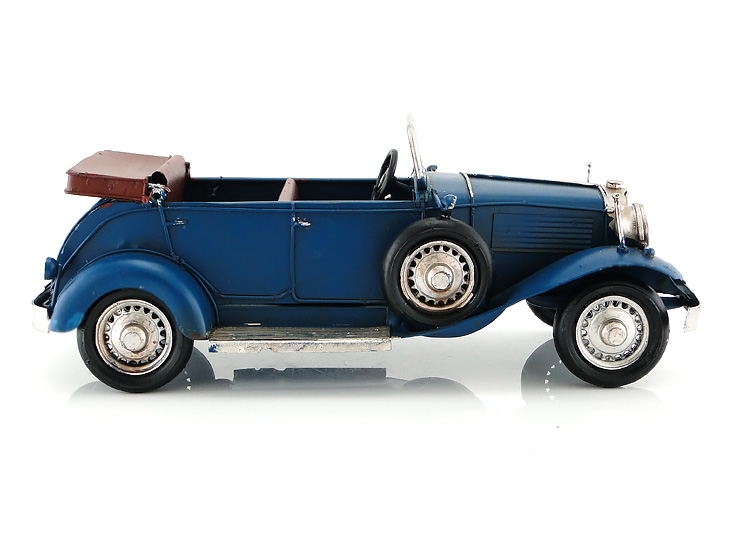 Klasik Metal Araba Cabrio (Büyük Boy) Klasik Metal Araba Cabrio (Büyük Boy)