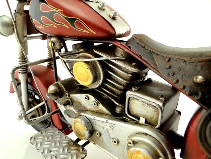 Custom Cruiser Motor Kırmızı (Büyük Boy) Custom Cruiser Motor Kırmızı (Büyük Boy)