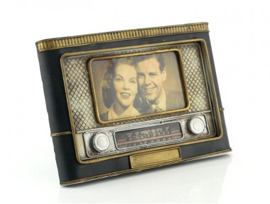 Vintage 3D Radio Fotoğraf Çerçevesi Vintage 3D Radio Fotoğraf Çerçevesi