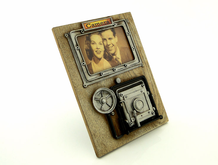 Retro 3D Camera Fotoğraf Çerçevesi Retro 3D Camera Fotoğraf Çerçevesi