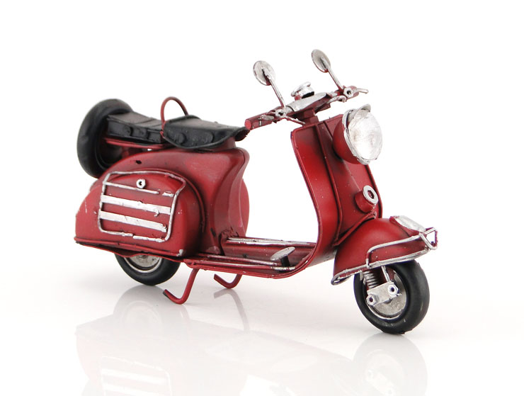 Vintage Vespa Motor IV Vintage Vespa Motor IV